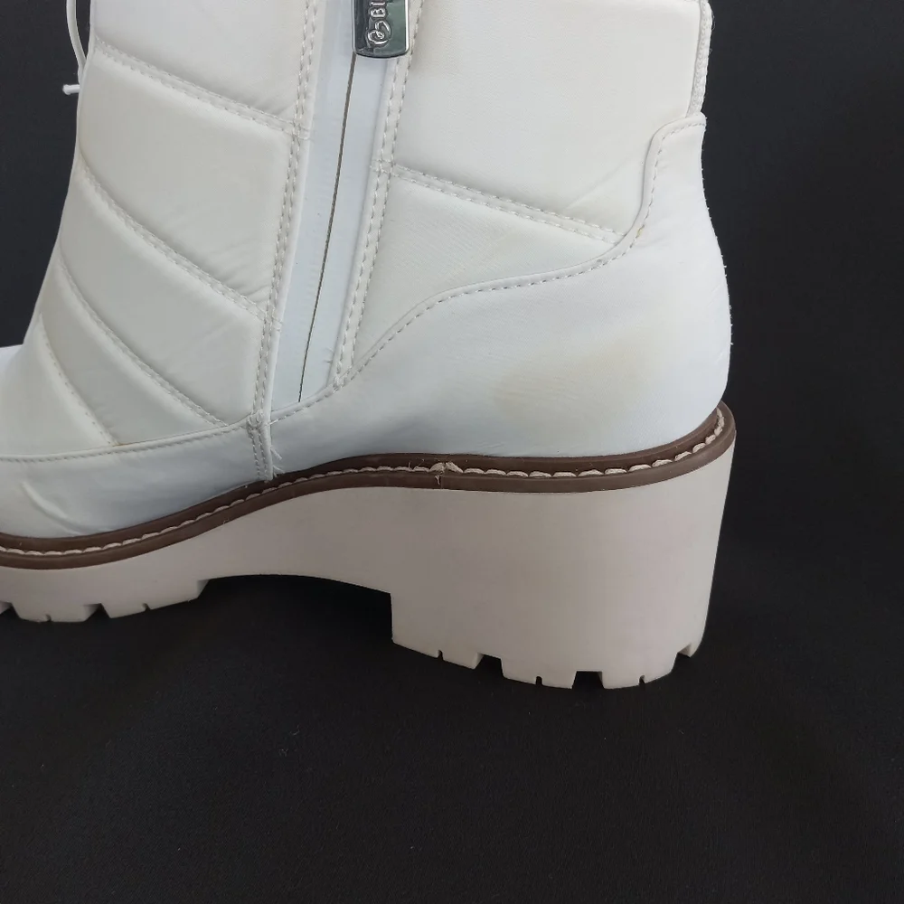 BLONDO Daisy Waterproof Lug Sole Boot In White Nylon Women's Size 8M